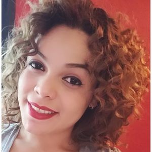 Meet your Posher, Kim